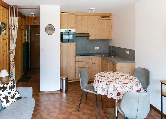 Apartment In With Valley Views *